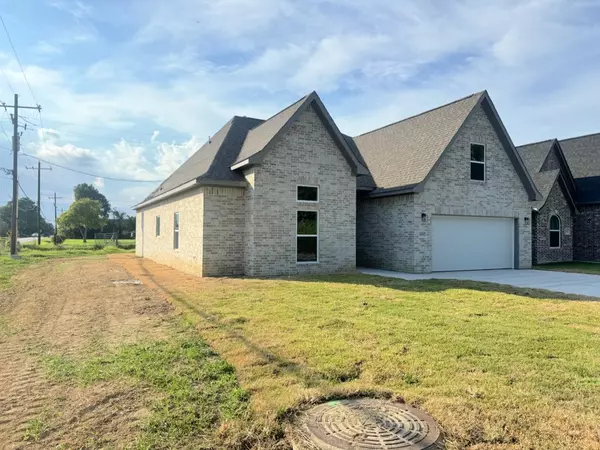 Nederland, TX 77627,2680 Eloise Ct