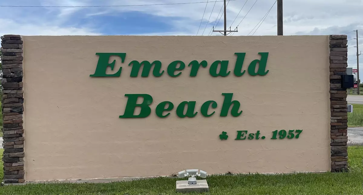 Crystal Beach, TX 77650,858 S Palmetto #Emerald Beach Subdivision