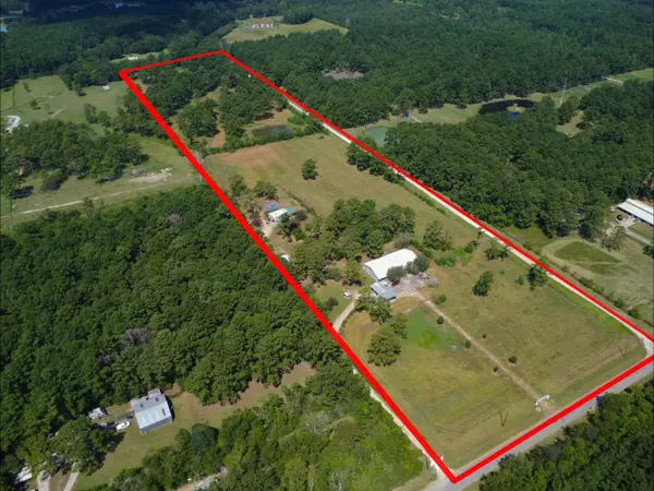 Beaumont, TX 77713,3717 TOLIVAR CANAL ROAD #TWO HOUSES