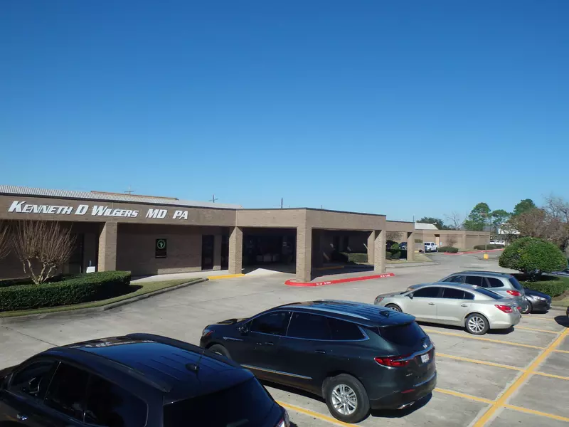 3129 College Street Ste. 400, Beaumont, TX 77701