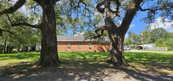 Kountze, TX 77625,450 E Bear