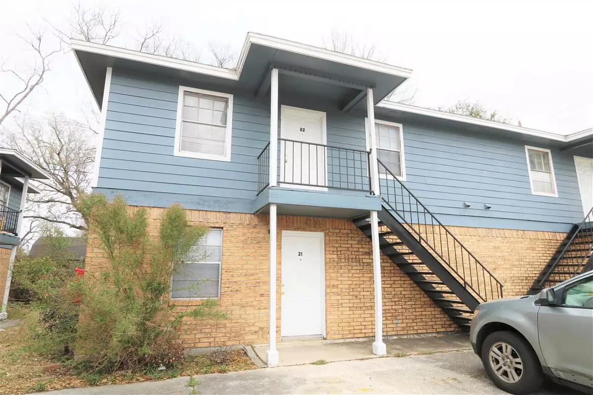 Silsbee, TX 77656,750 S 3rd Street #Apartment #22