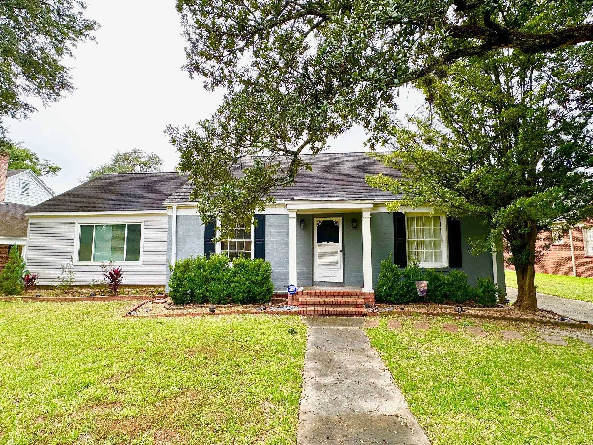 625 20th, Beaumont, TX 77706