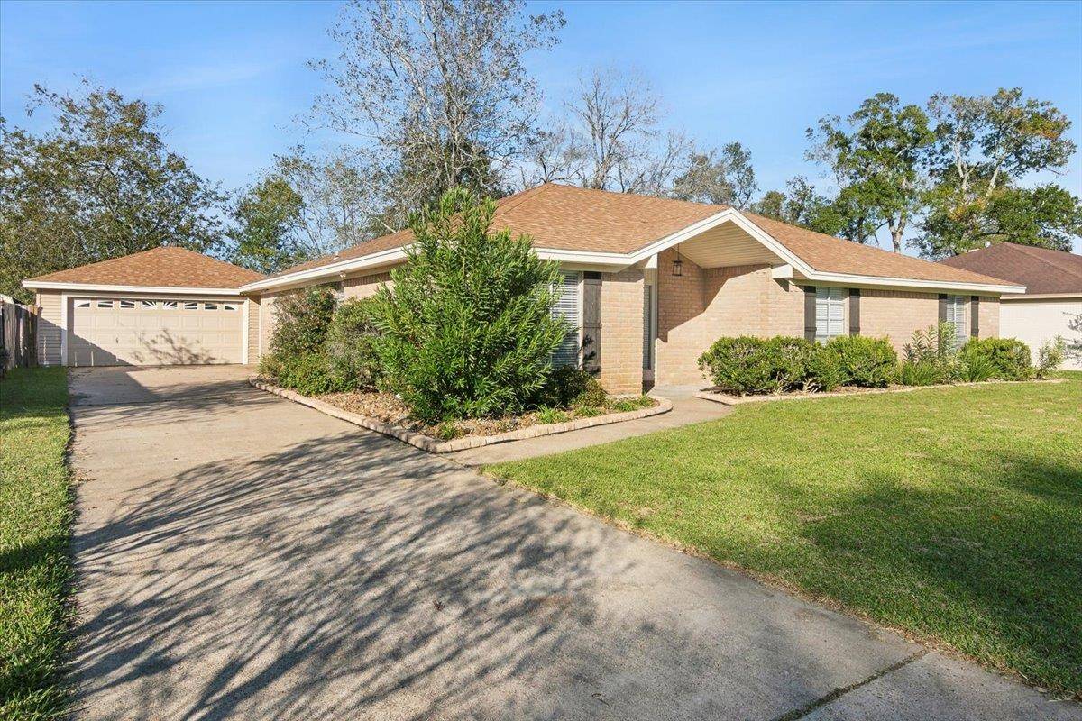 6750 Linkwood St, Beaumont, TX 77706