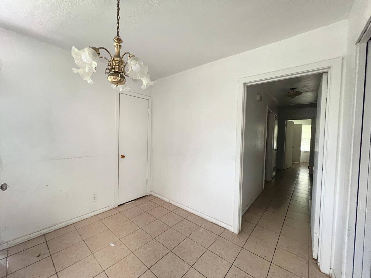 Port Arthur, TX 77640,833 W 6th St