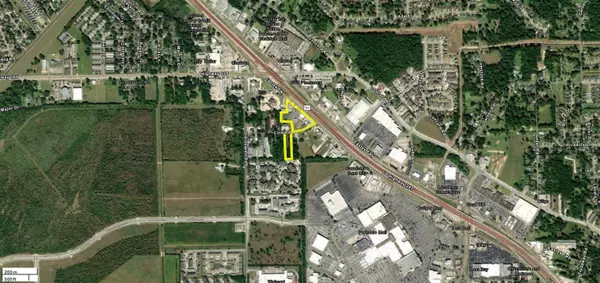 Beaumont, TX 77706,6715 EASTEX FRWY #6715-6855 EASTEX FRWY