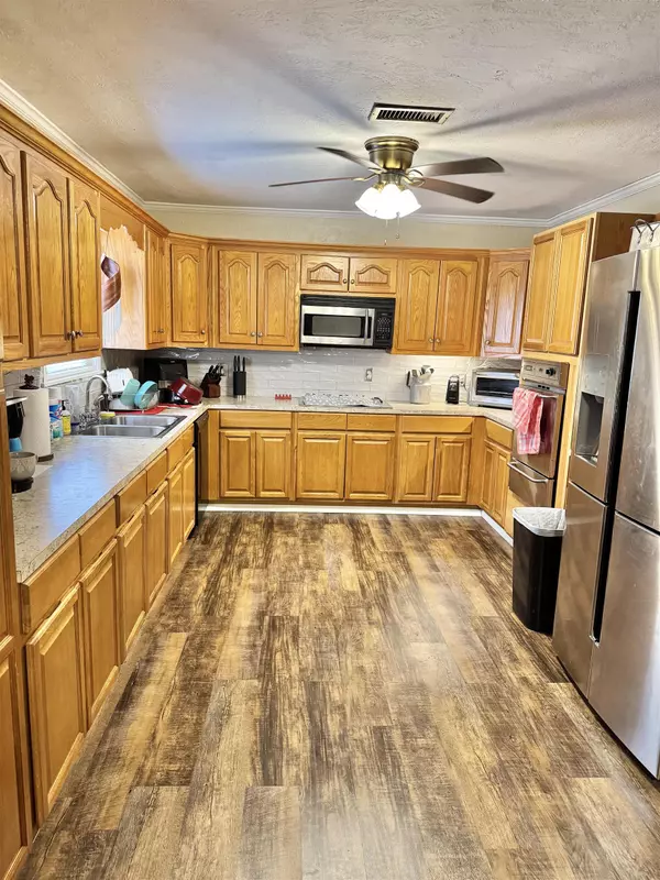 Vidor, TX 77662,110 Willette