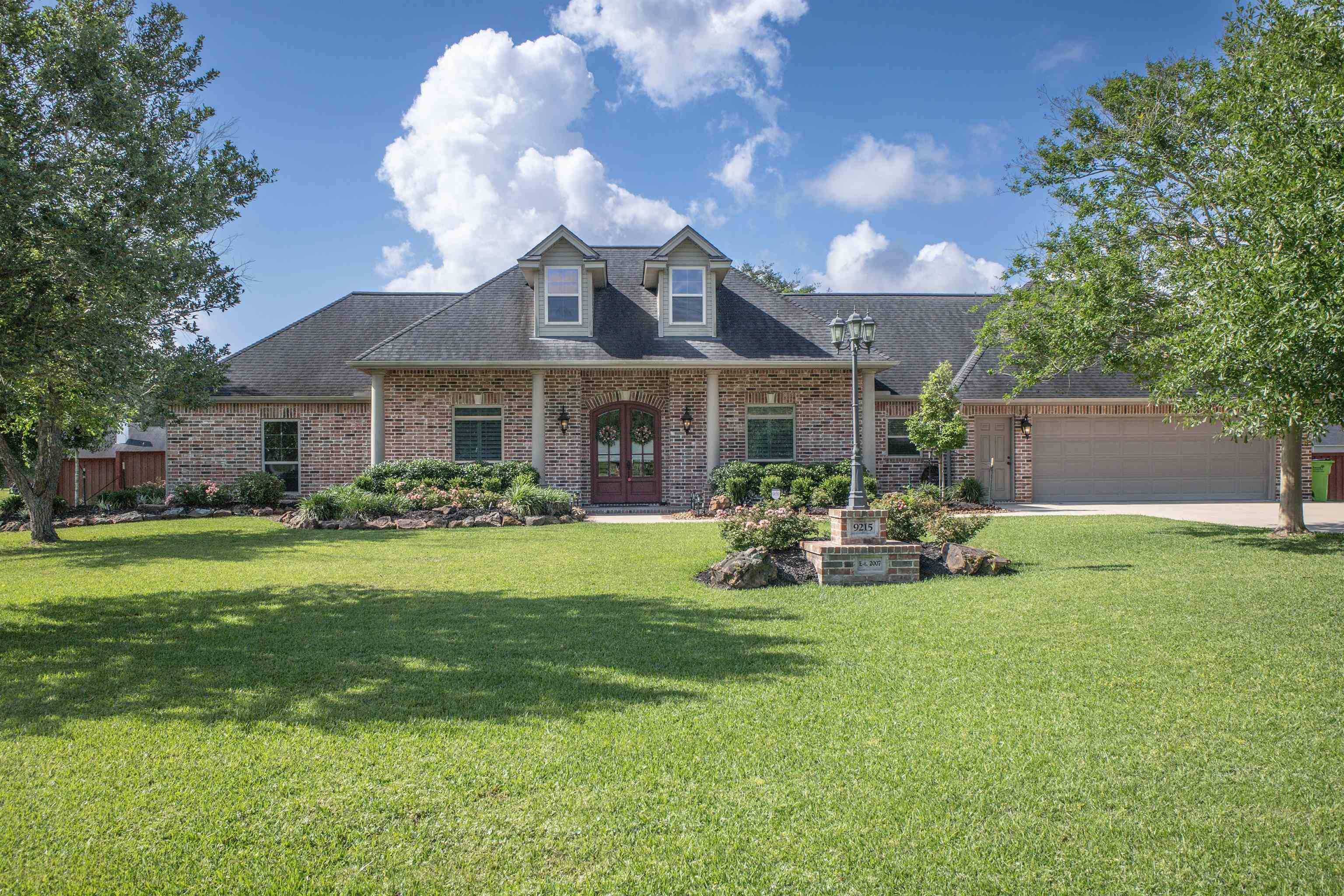 Orange, TX 77630,9215 Parkwood