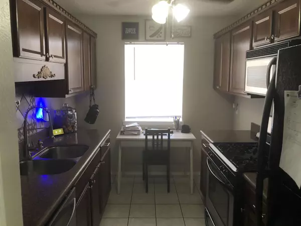 Groves, TX 77619,6853 Whitby