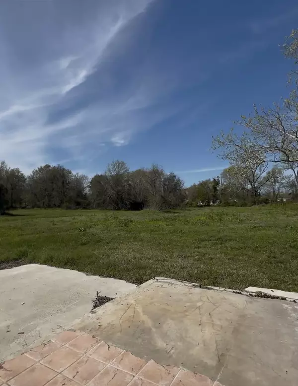 Bridge City, TX 77611,295 Stapper