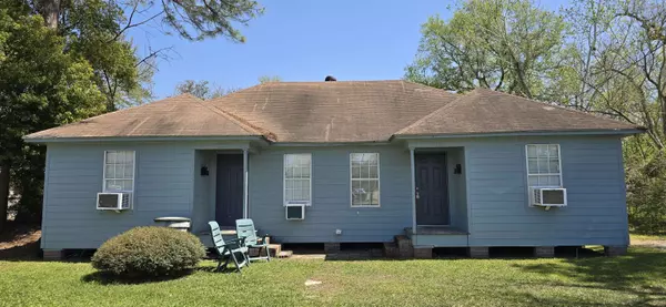 4325, 4329 Grandberry St, Beaumont, TX 77705