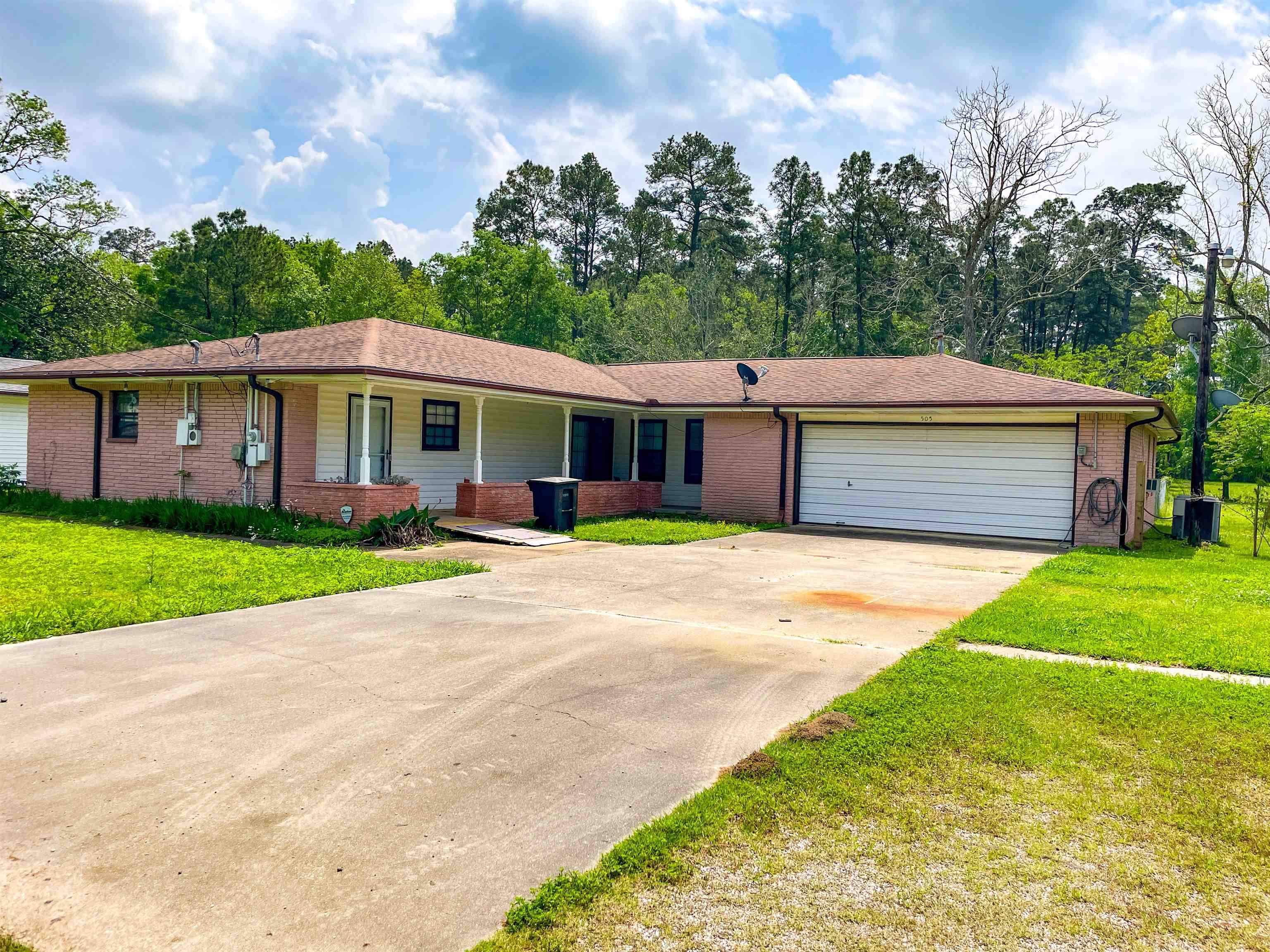 505 Byrd St., Vidor, TX 77662