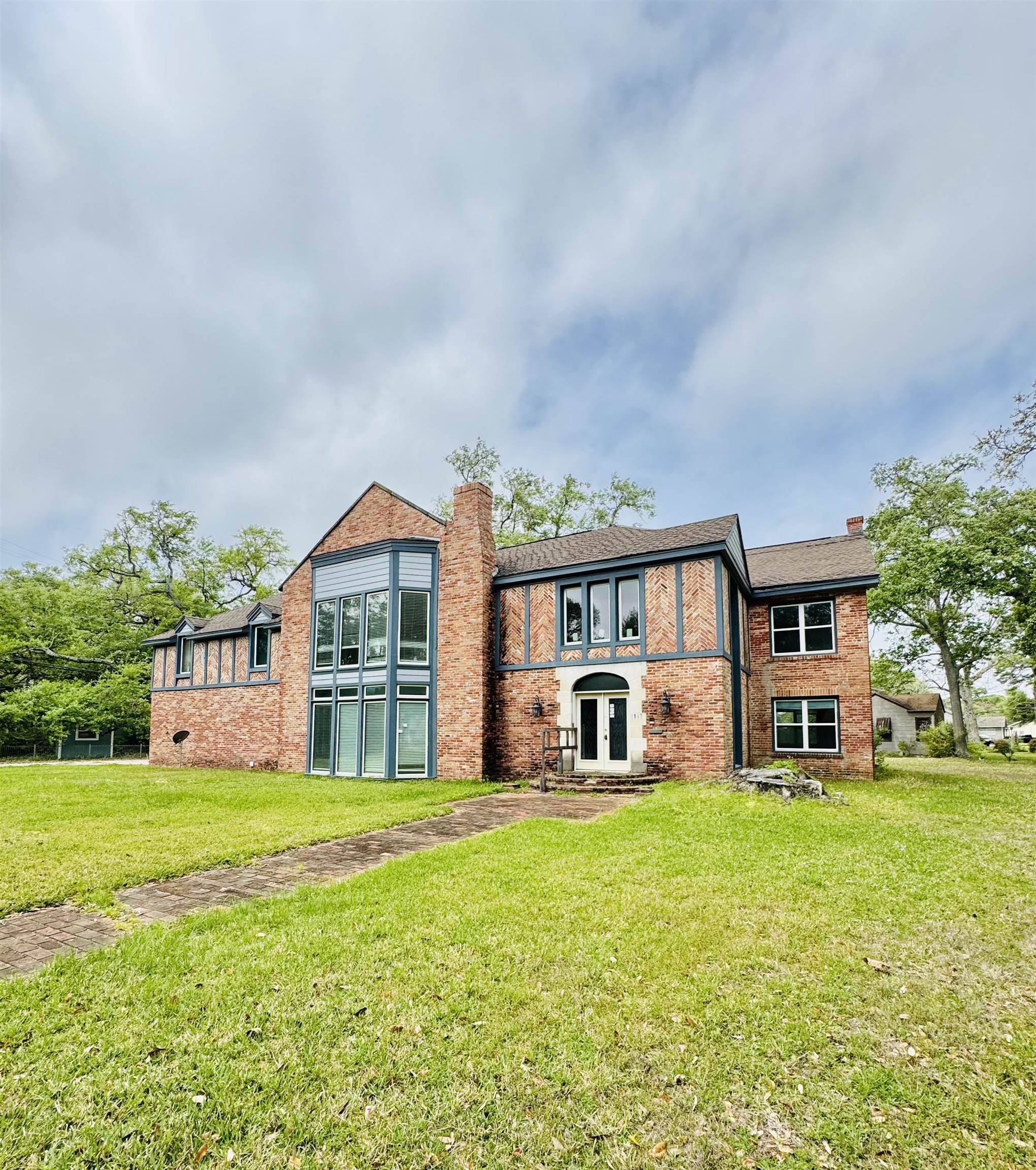 4149 Ferndale Dr, Port Arthur, TX 77642