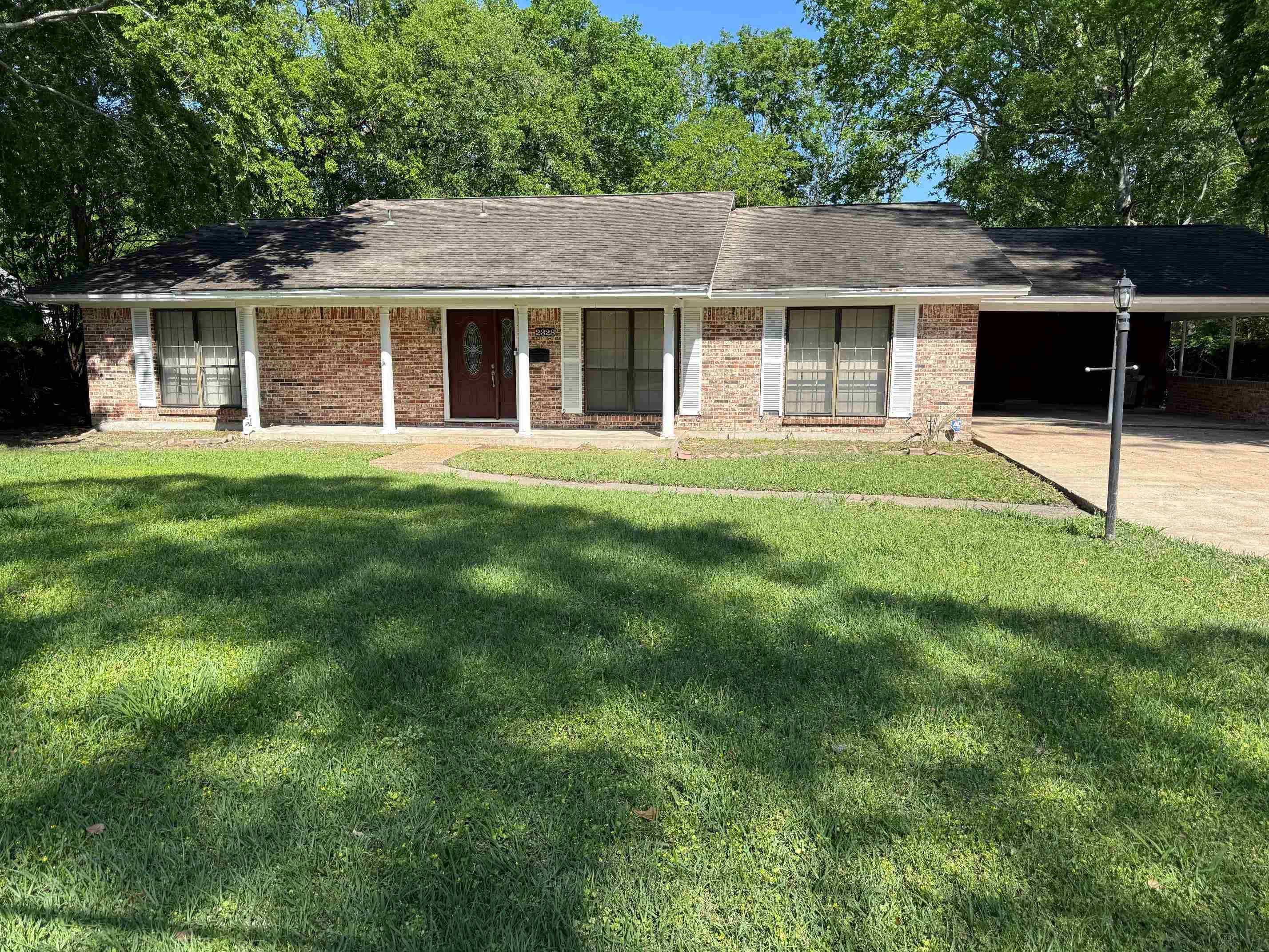 Beaumont, TX 77706-2039,2328 BRIARCLIFF