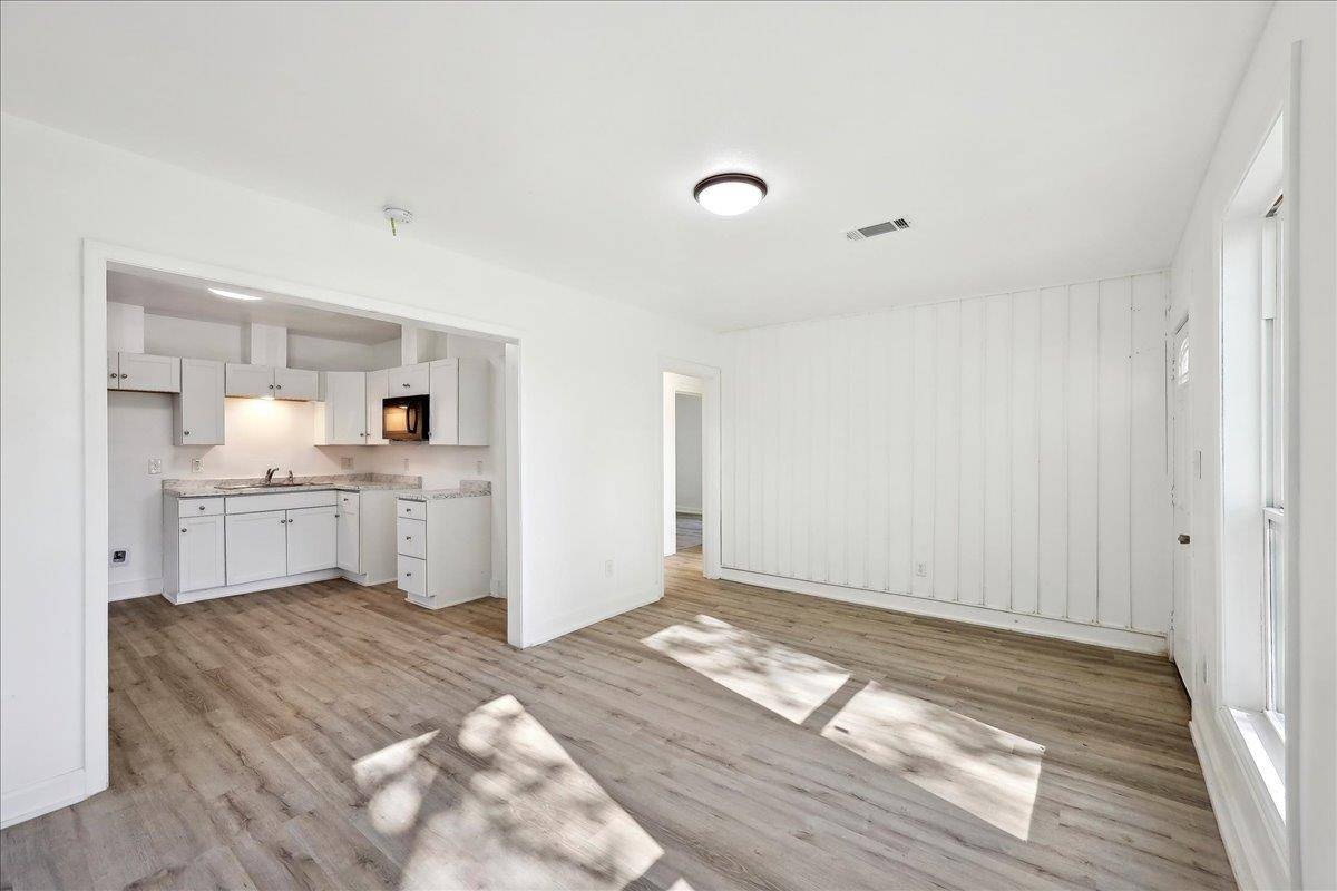 Beaumont, TX 77705,5249 Sunset St