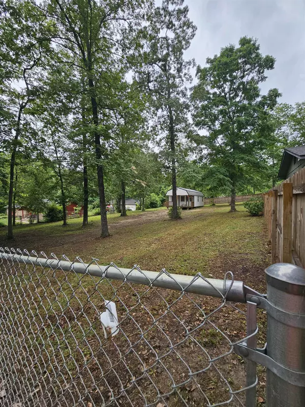 Newton, TX 75966,275 Bacon St