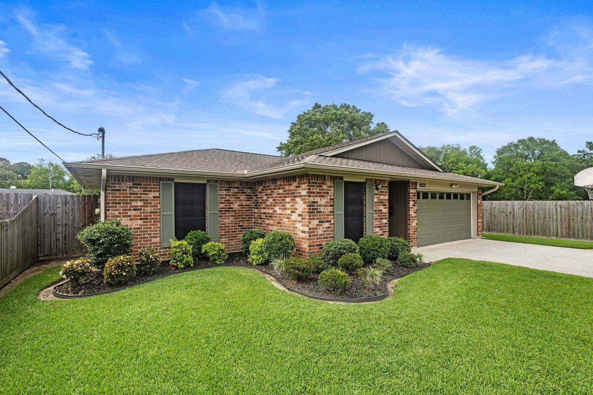 Groves, TX 77619,6525 KENNEDY LANE