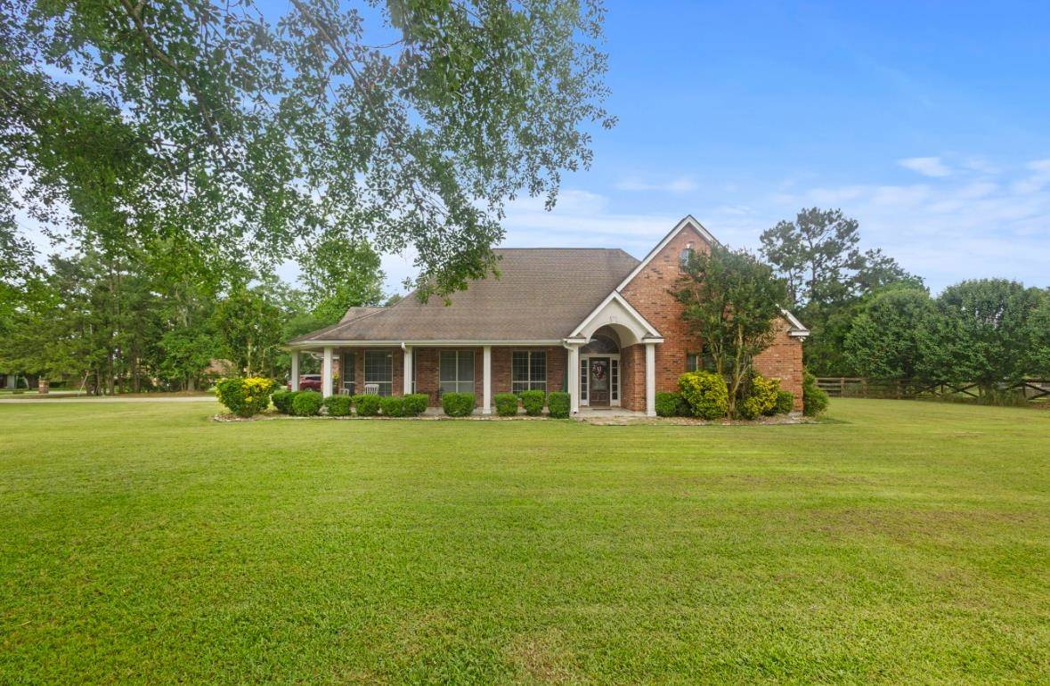 Orange, TX 77630,9655 Grapevine Dr.
