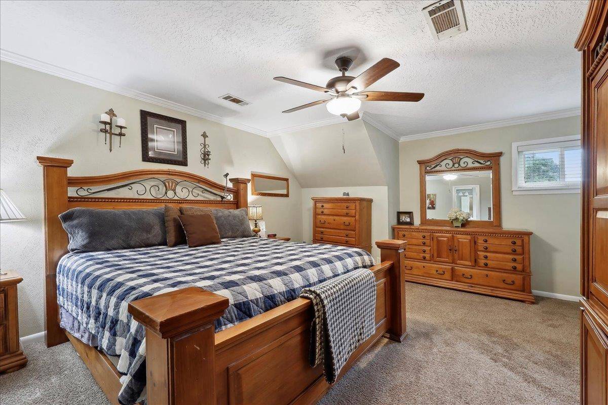 Port Neches, TX 77651,2414 Goodwin Court