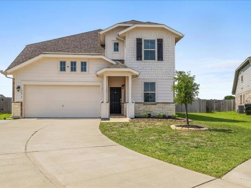 14743 Sweetwater Dr., Baytown, TX 77523