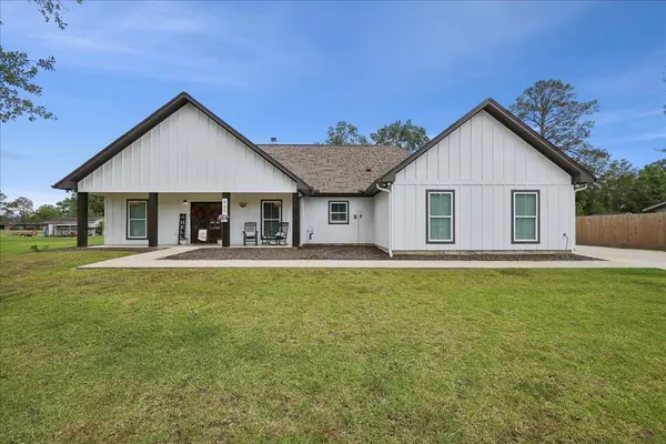 560 Lyndale, Vidor, TX 77662