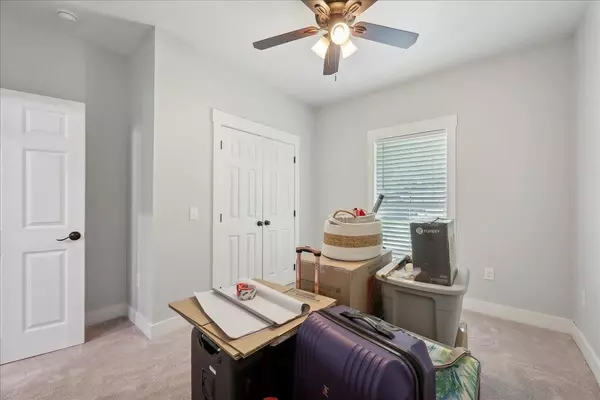 Vidor, TX 77662,560 Lyndale
