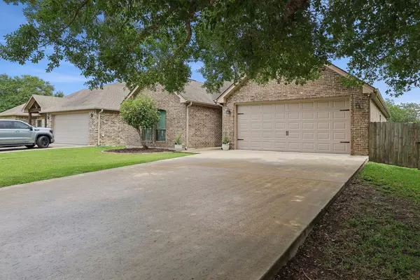 Bridge City, TX 77611,1000 Kelsey