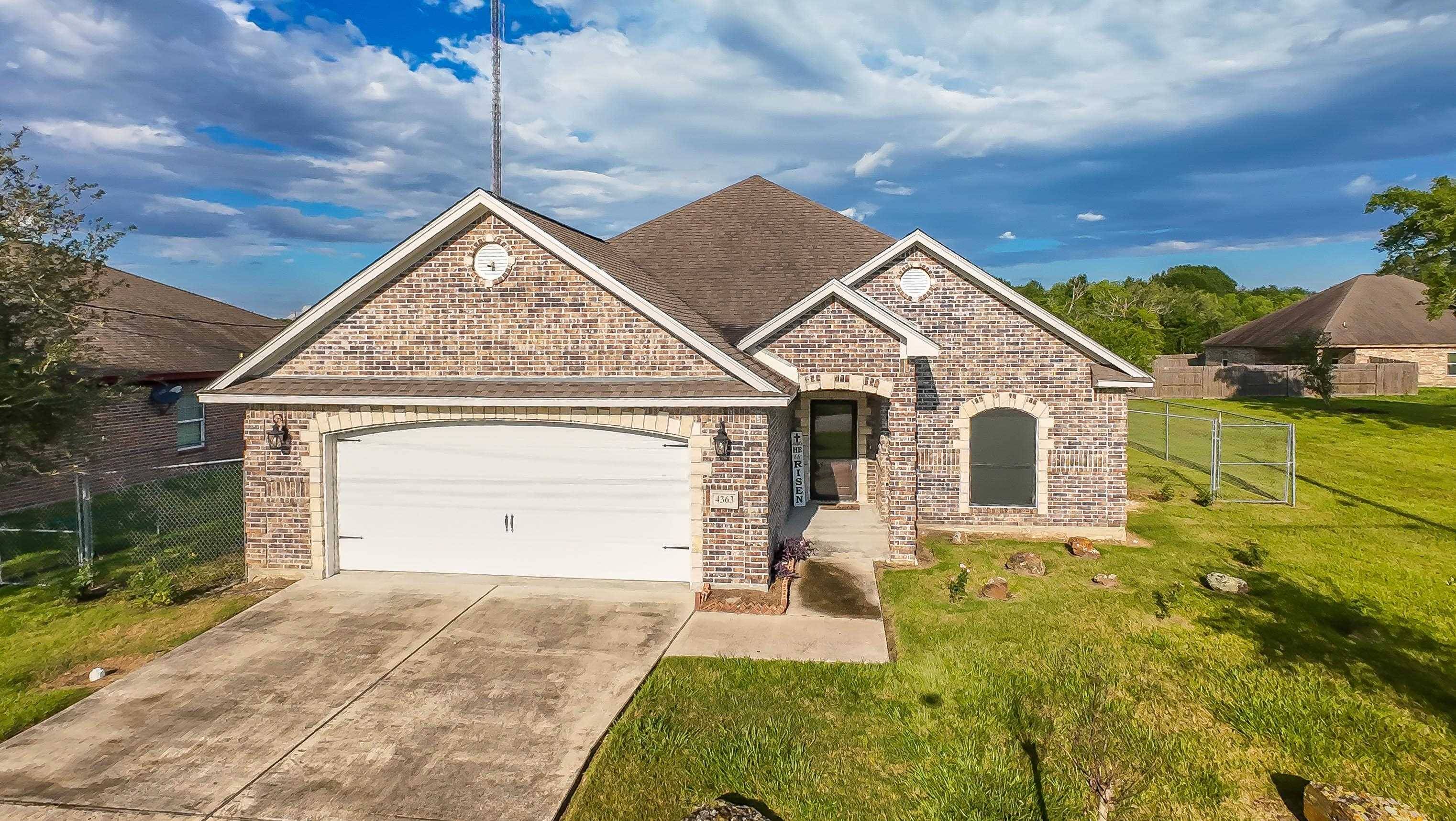 4363 Captain Kidd Way, Beaumont, TX 77713