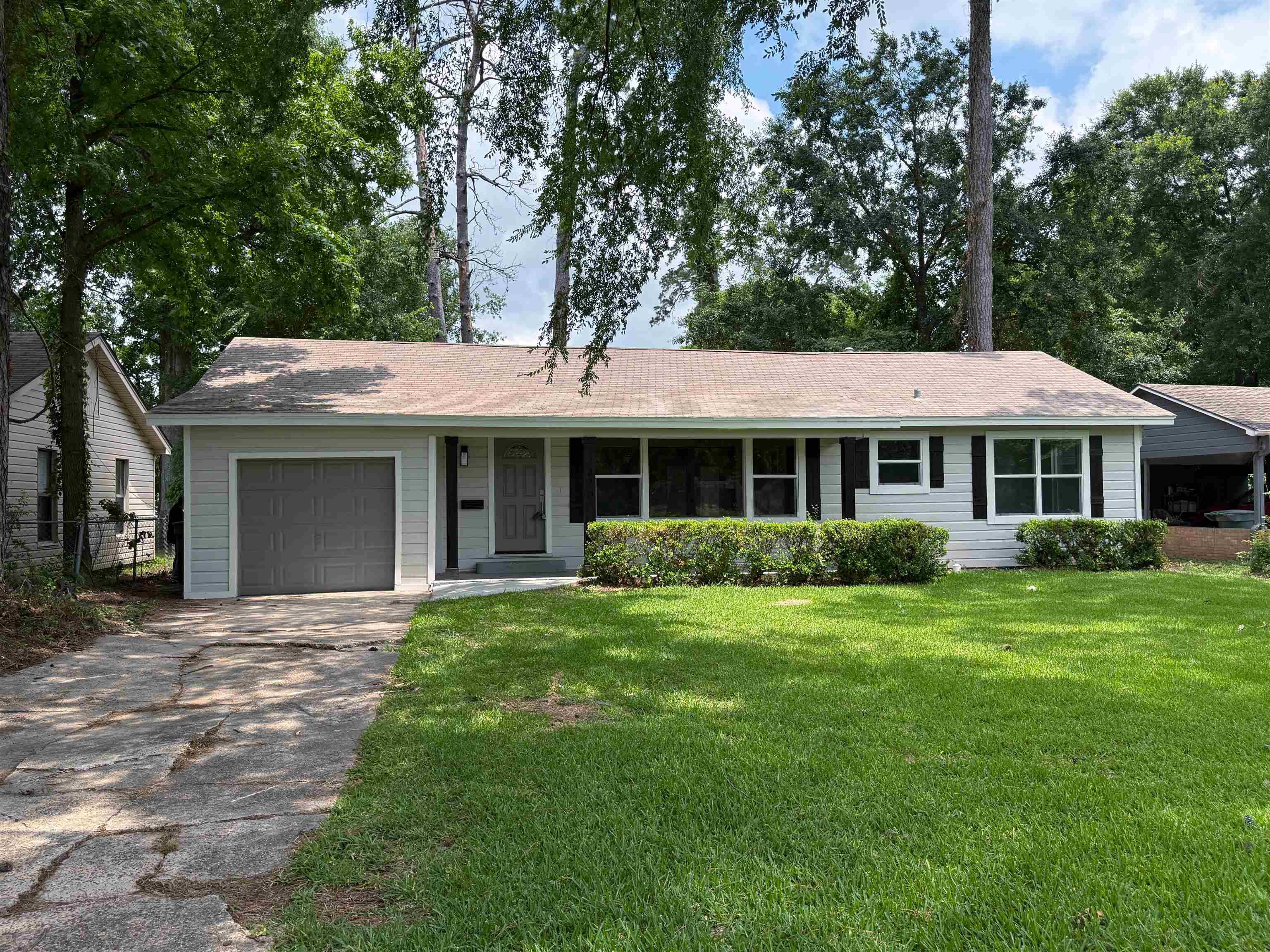 2370 Central, Beaumont, TX 77706