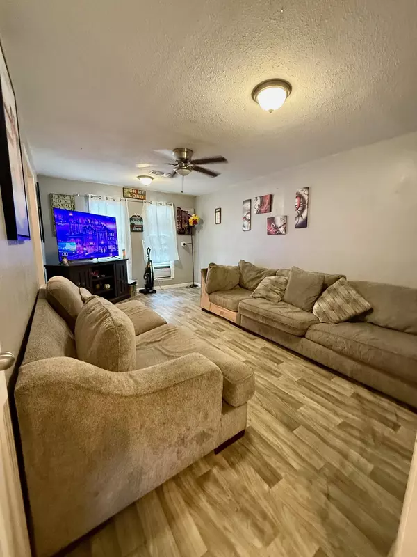 Orange, TX 77630,3656 Hemlock St