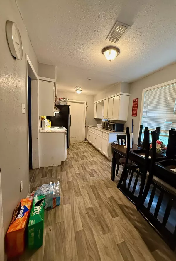 Orange, TX 77630,3656 Hemlock St