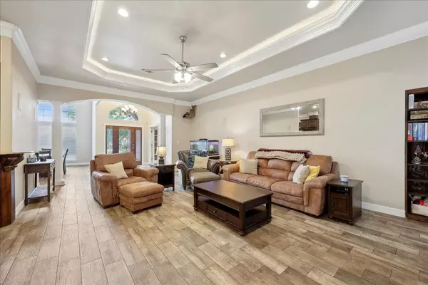 Groves, TX 77619,2801 Magnolia Lane