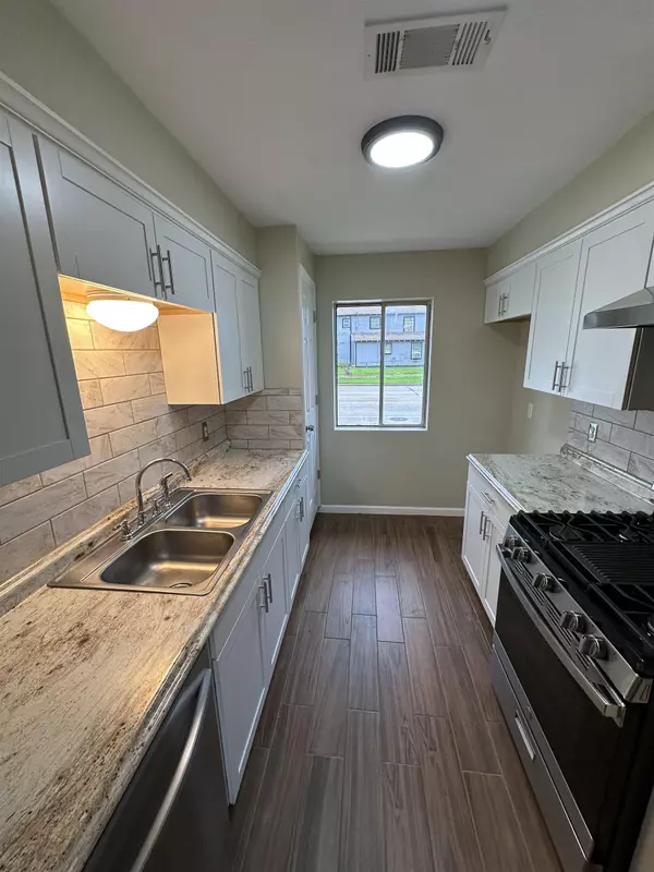 Beaumont, TX 77705,2390 Sarah St.