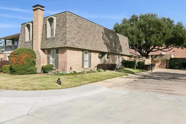 6570 Windwood Ln, Beaumont, TX 77706