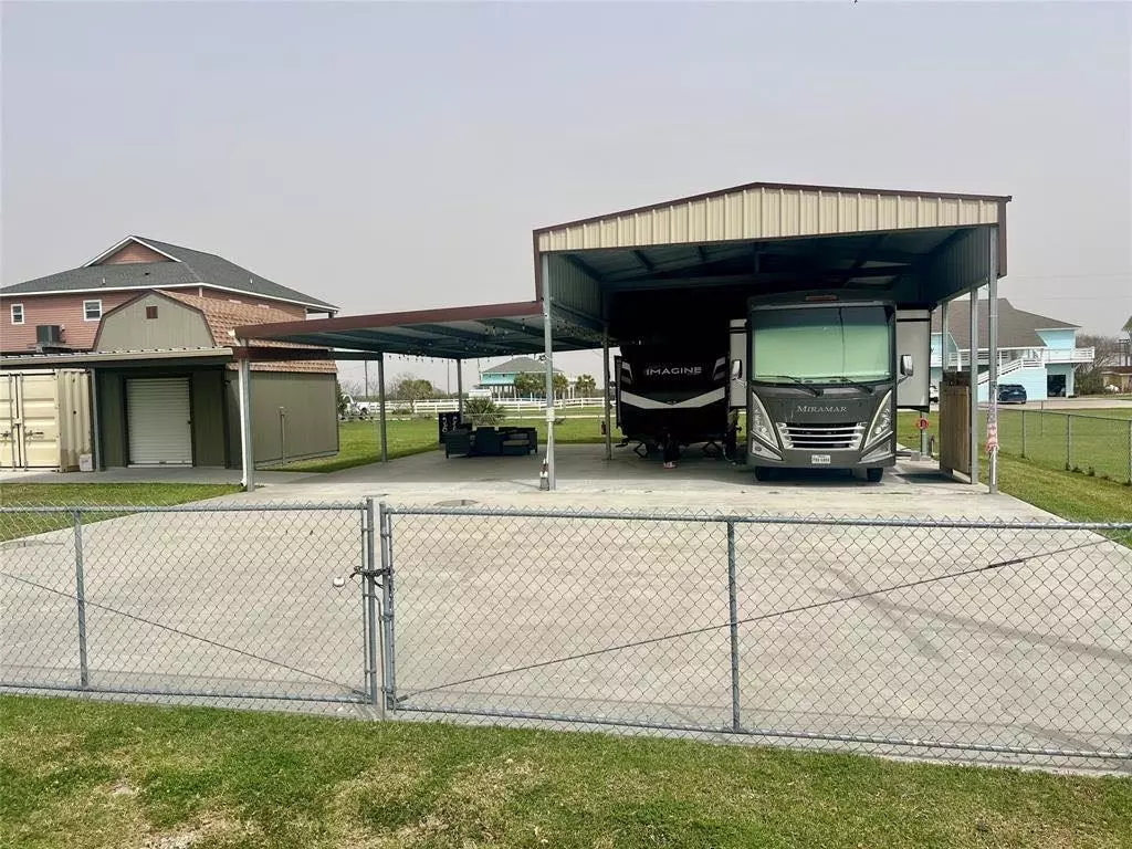 Crystal Beach, TX 77650,1134 & 1136 Canal E