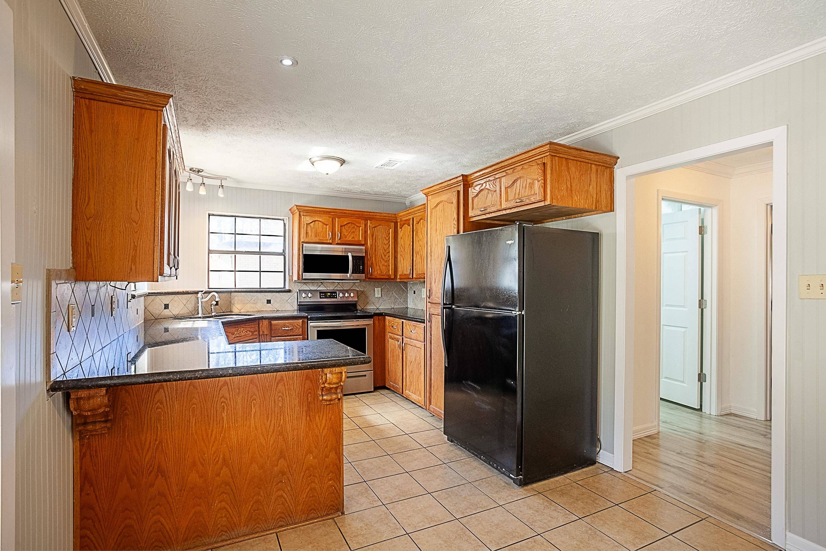 Silsbee, TX 77656-8154,8228A Ponderosa