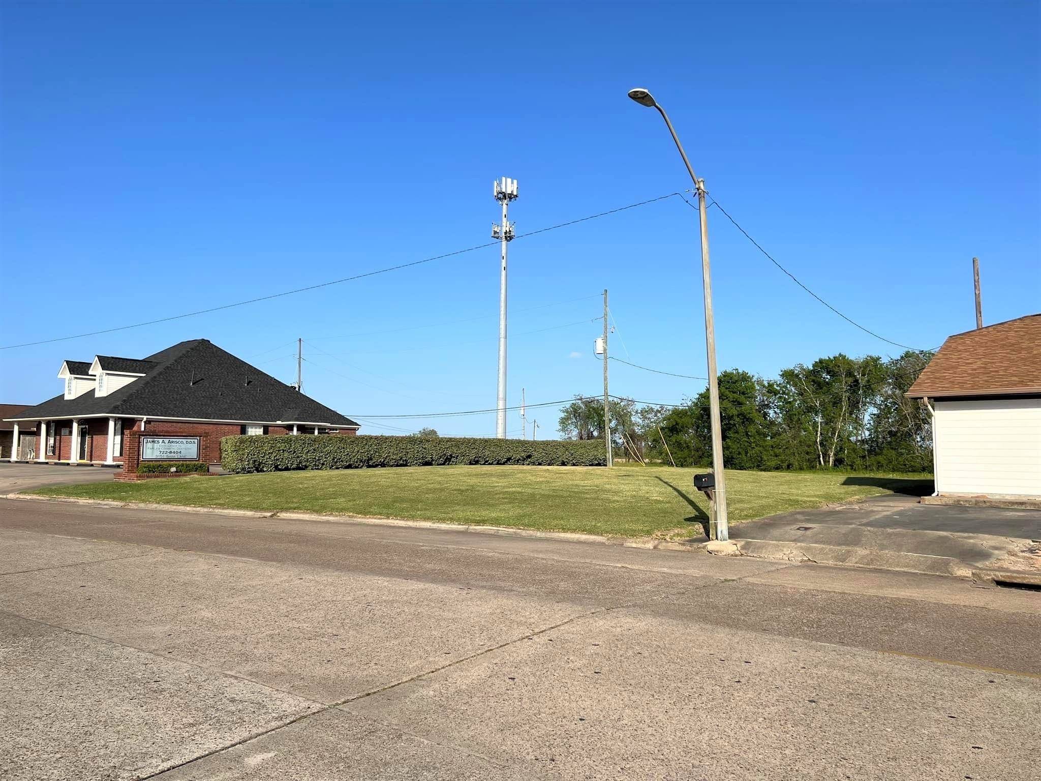Port Neches, TX 77651,3161 Saba Labe