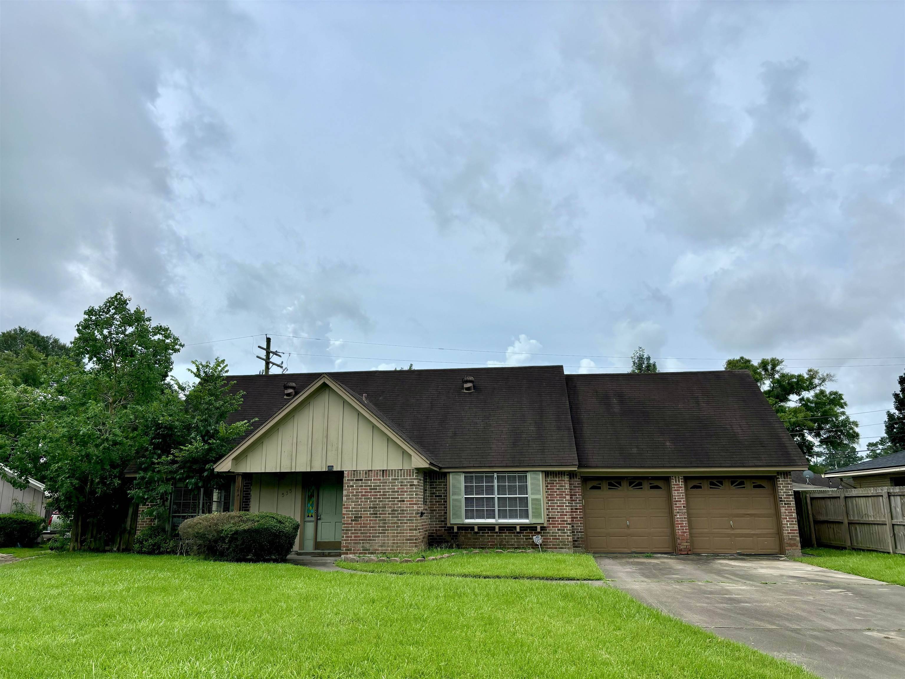 7535 Chelsea PL, Beaumont, TX 77706