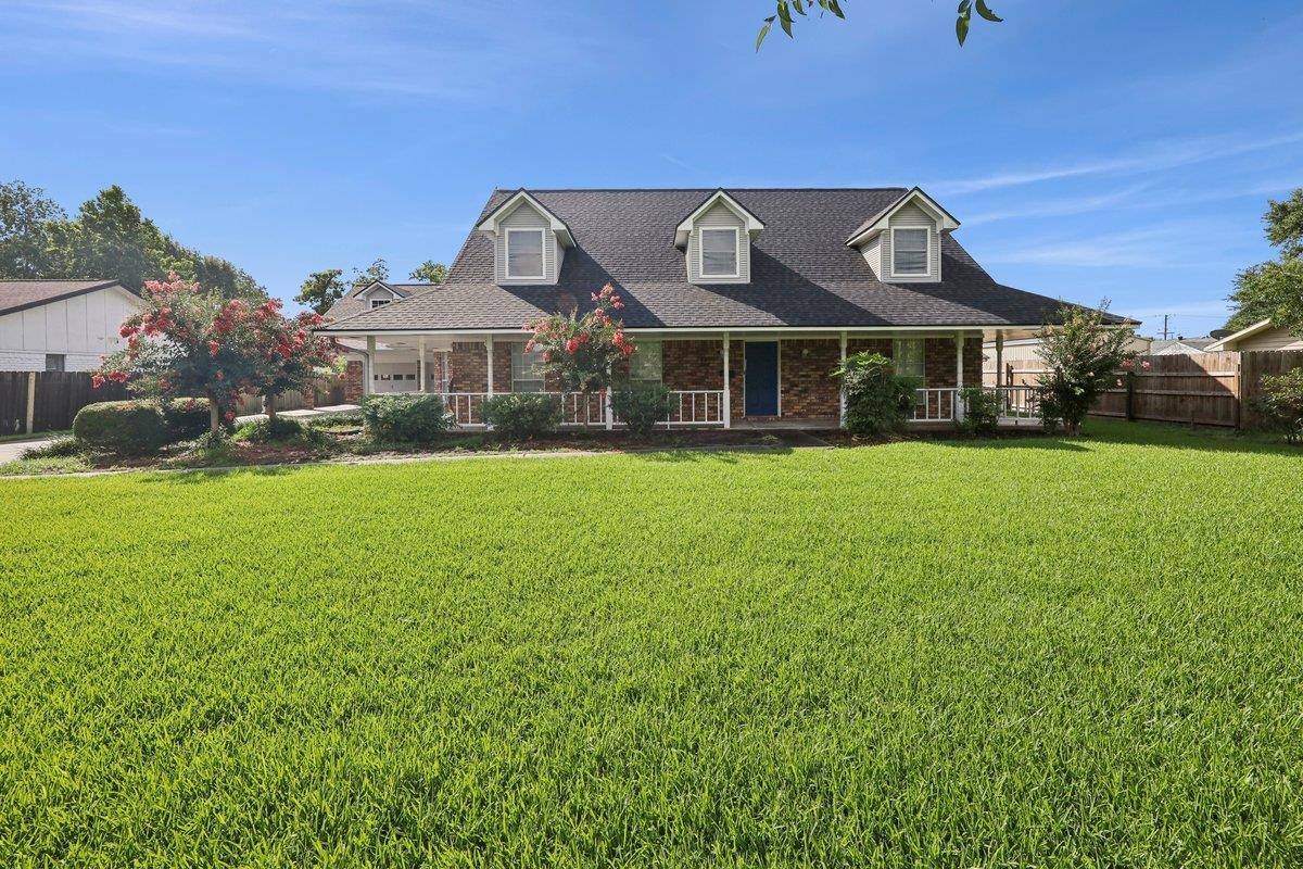 Groves, TX 77619,6340 Capitol Street