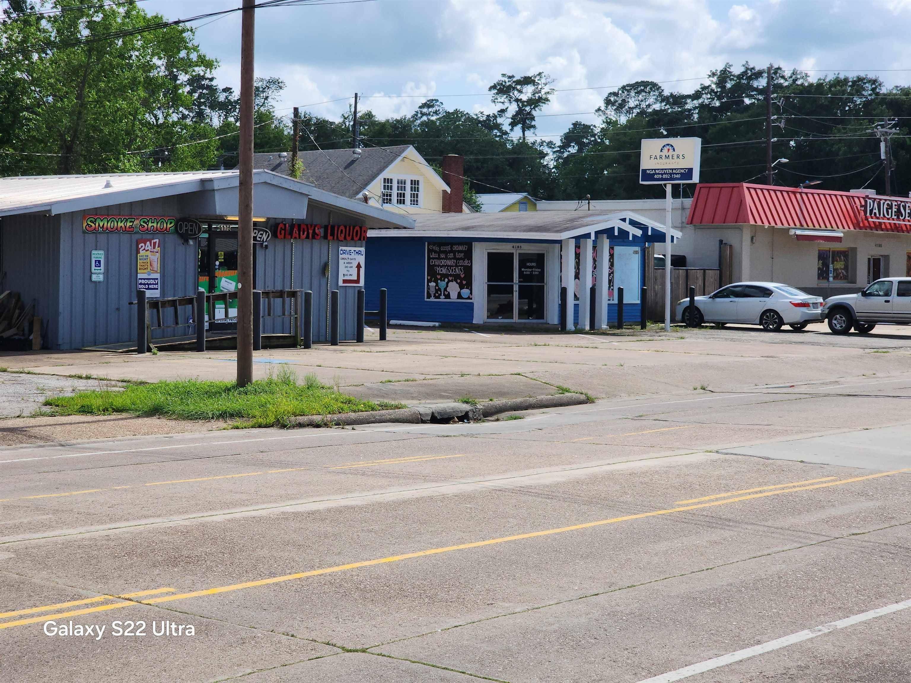 4175 Gladys Avenue, Beaumont, TX 77706