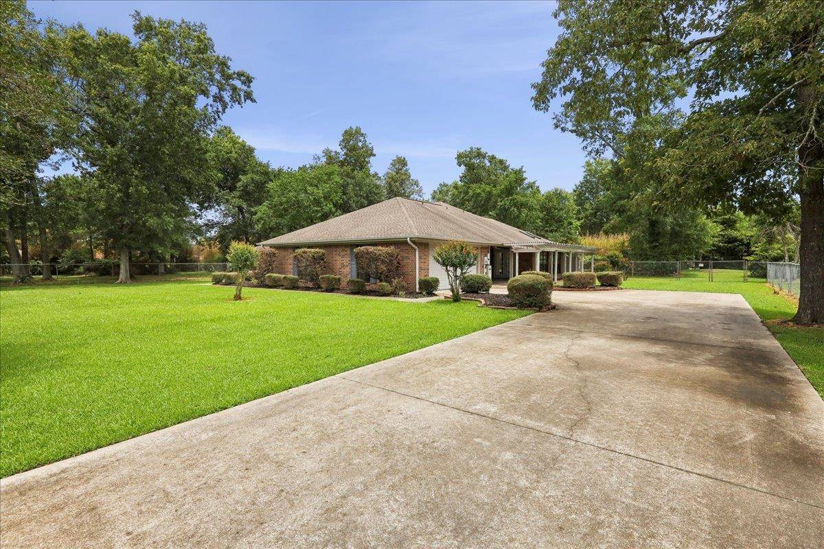 Orange, TX 77632,6208 Rosewood Dr