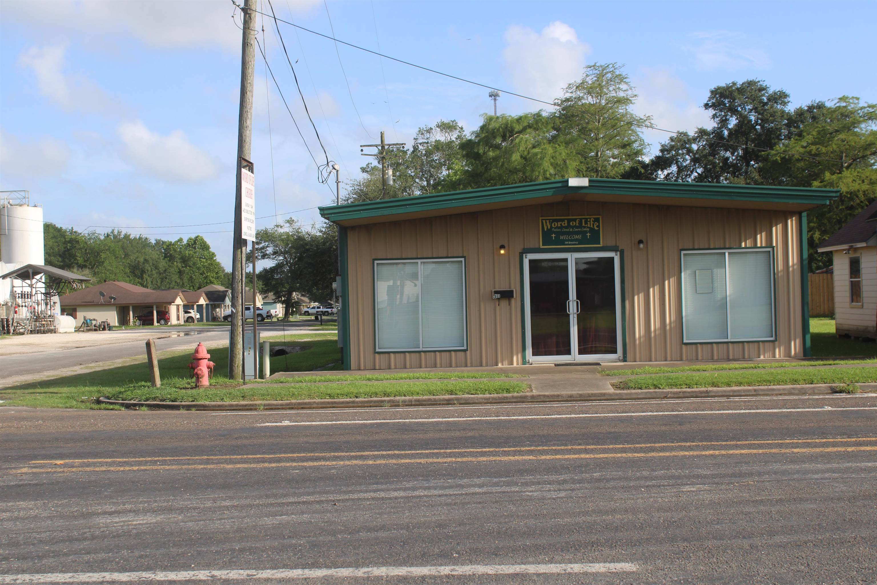 344 Broadway, Winnie, TX 77665