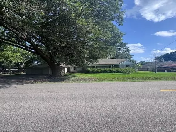 10265 Phelan, Beaumont, TX 77713