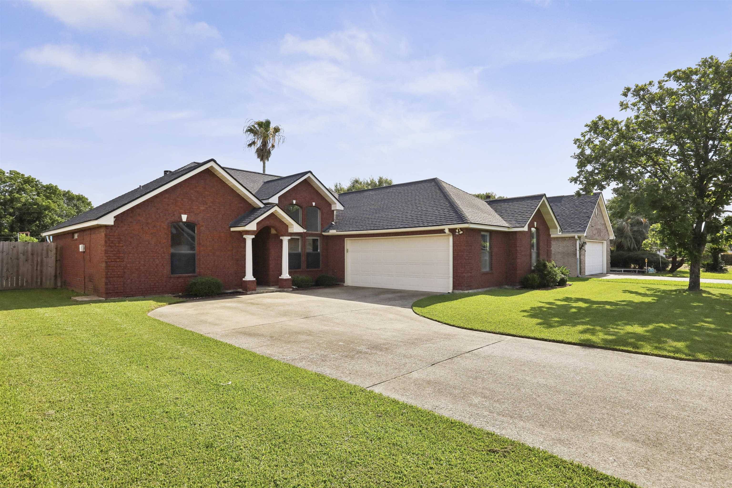 Bridge City, TX 77611,505 Shannon's Way