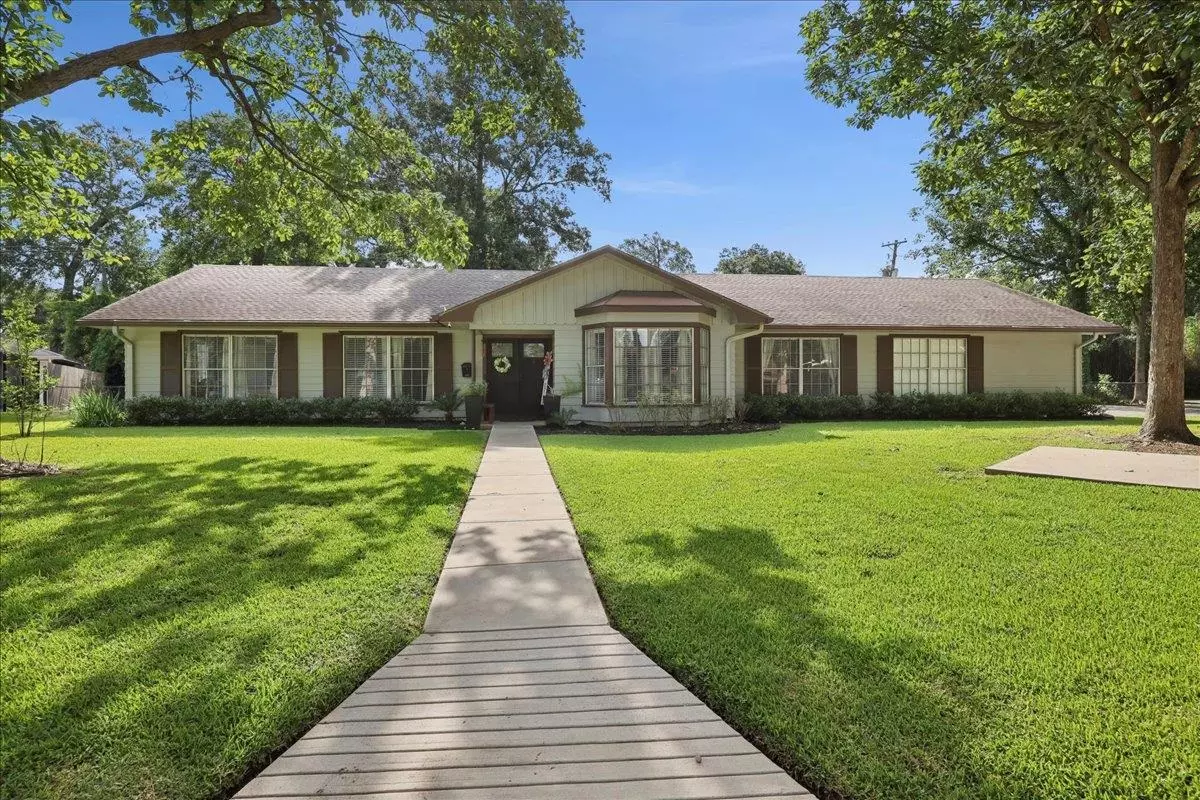 Beaumont, TX 77706-0000,1220 Sandwood