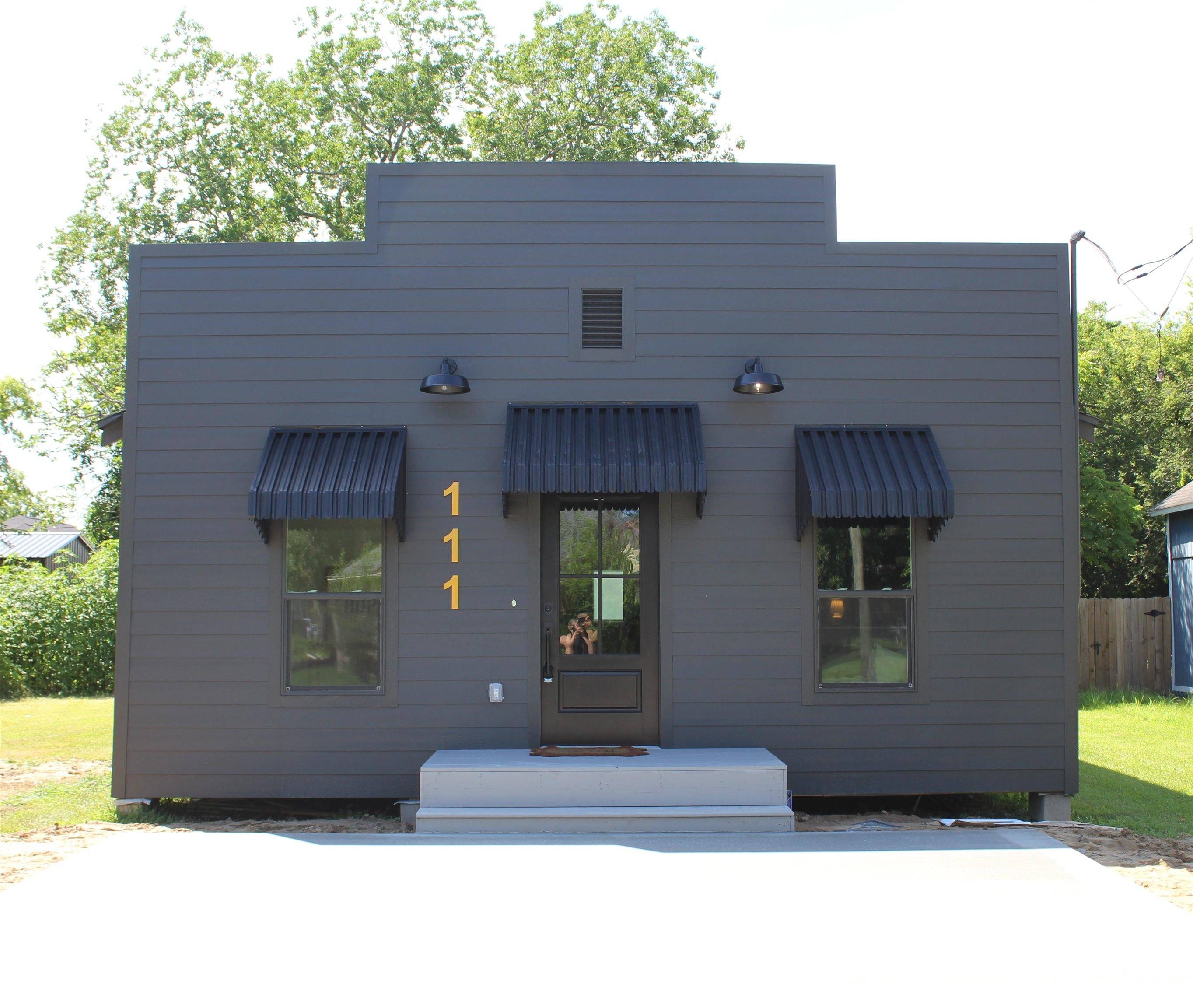 111 Sycamore, Port Neches, TX 77651
