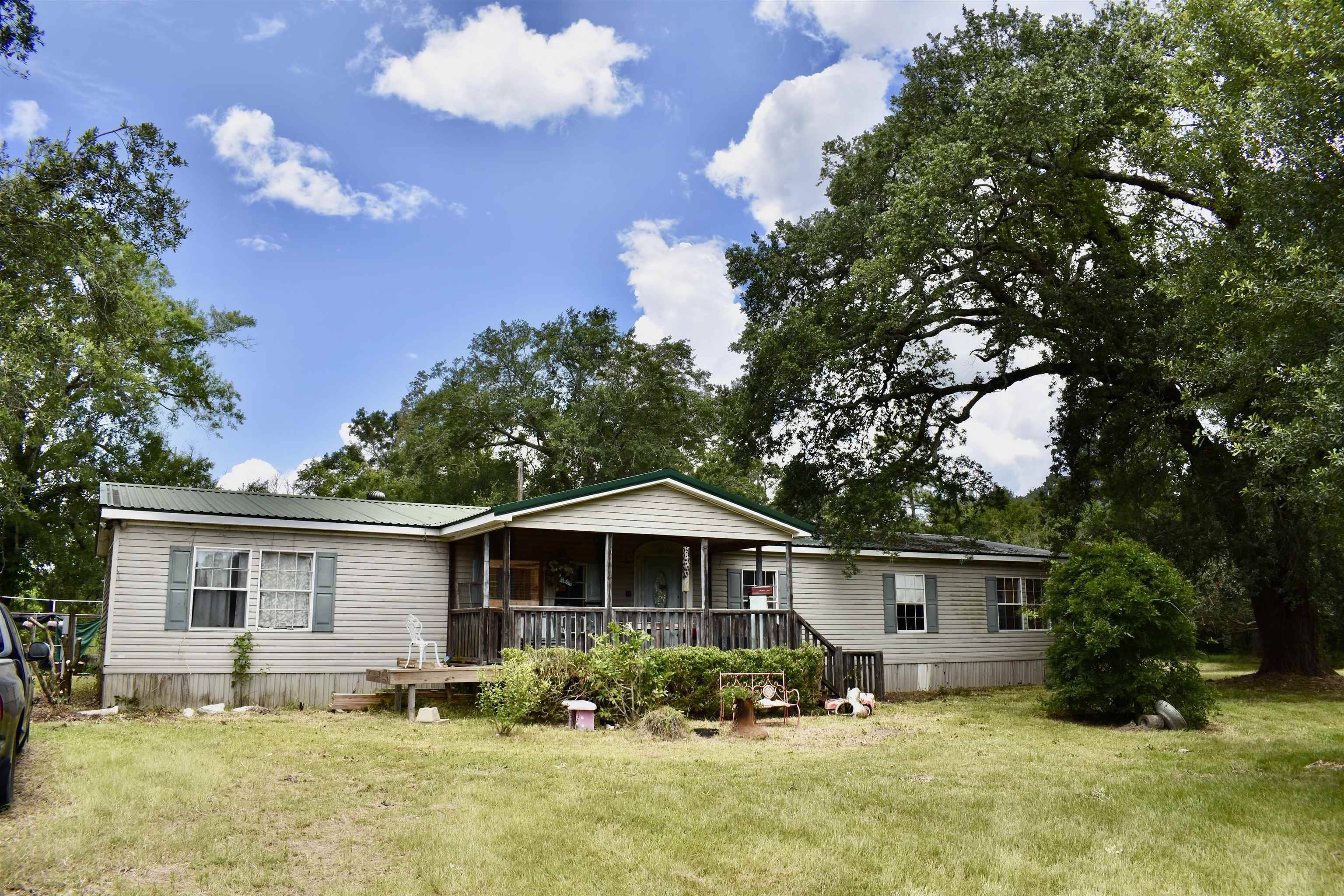 Orange, TX 77630,325 Goss Rd
