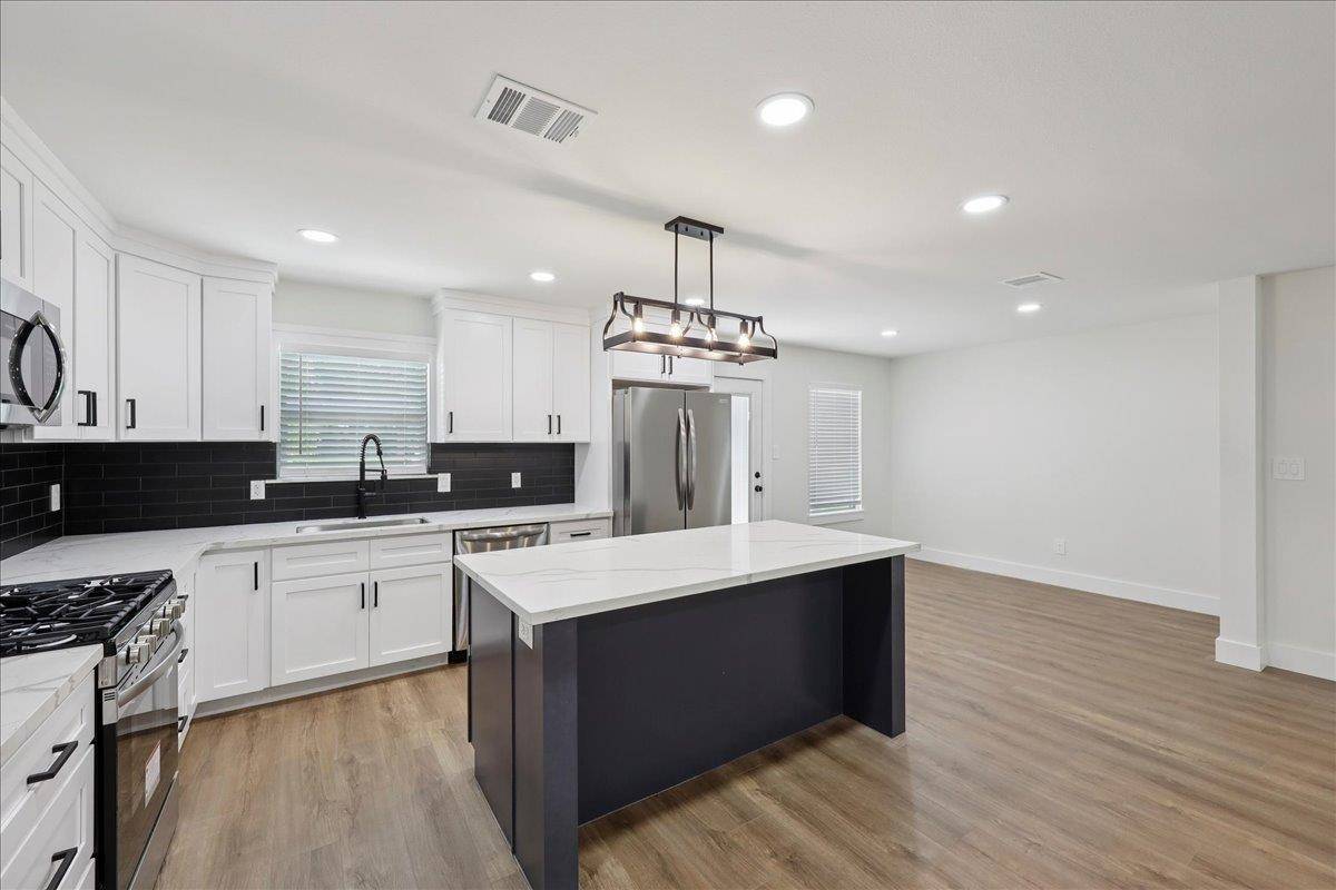 Beaumont, TX 77707,5475 Sunbury Drive