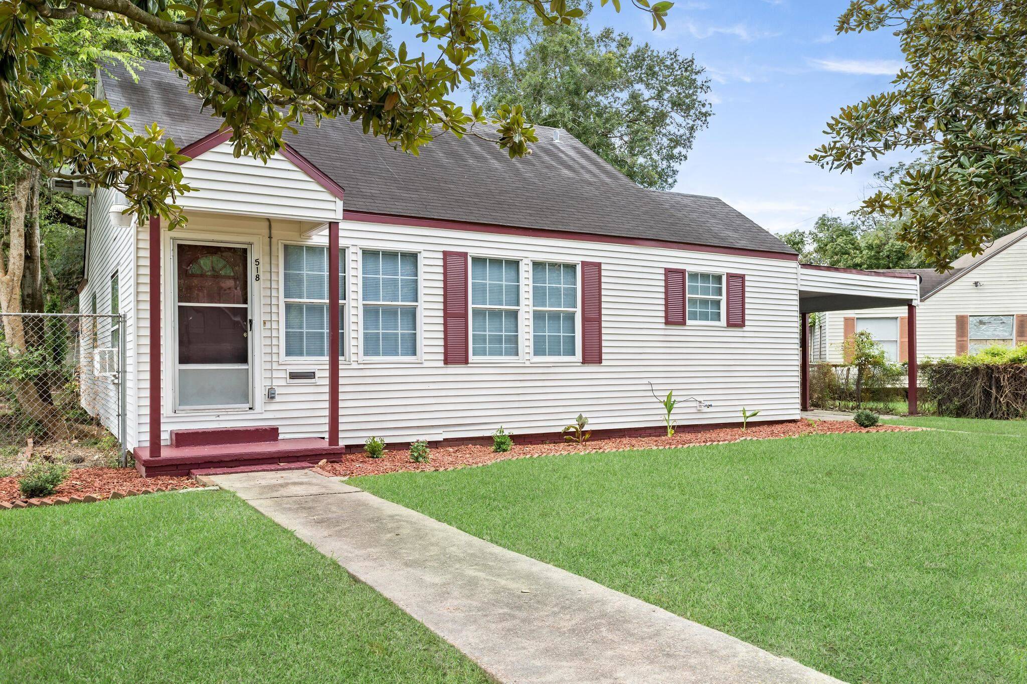 Beaumont, TX 77705,518 Garland Ave.