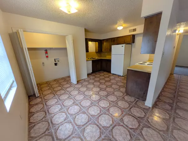 Silsbee, TX 77656,750 S 3rd Street ##32